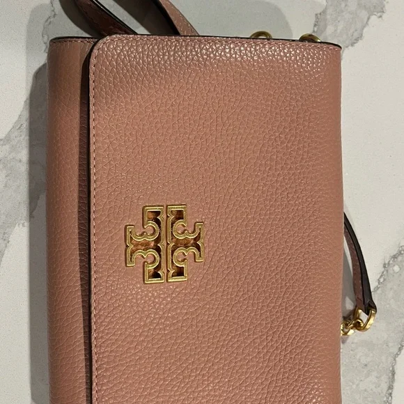 Tory Burch Blush Crossbody Bag with Gold Accents - Picture 11 of 13